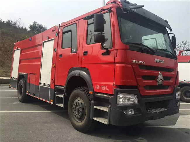 ����8����ĭ����܇�����壩